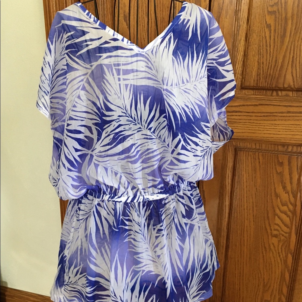 Cute and lightweight Swim Cute Coverup NWOT - Picture 2 of 8